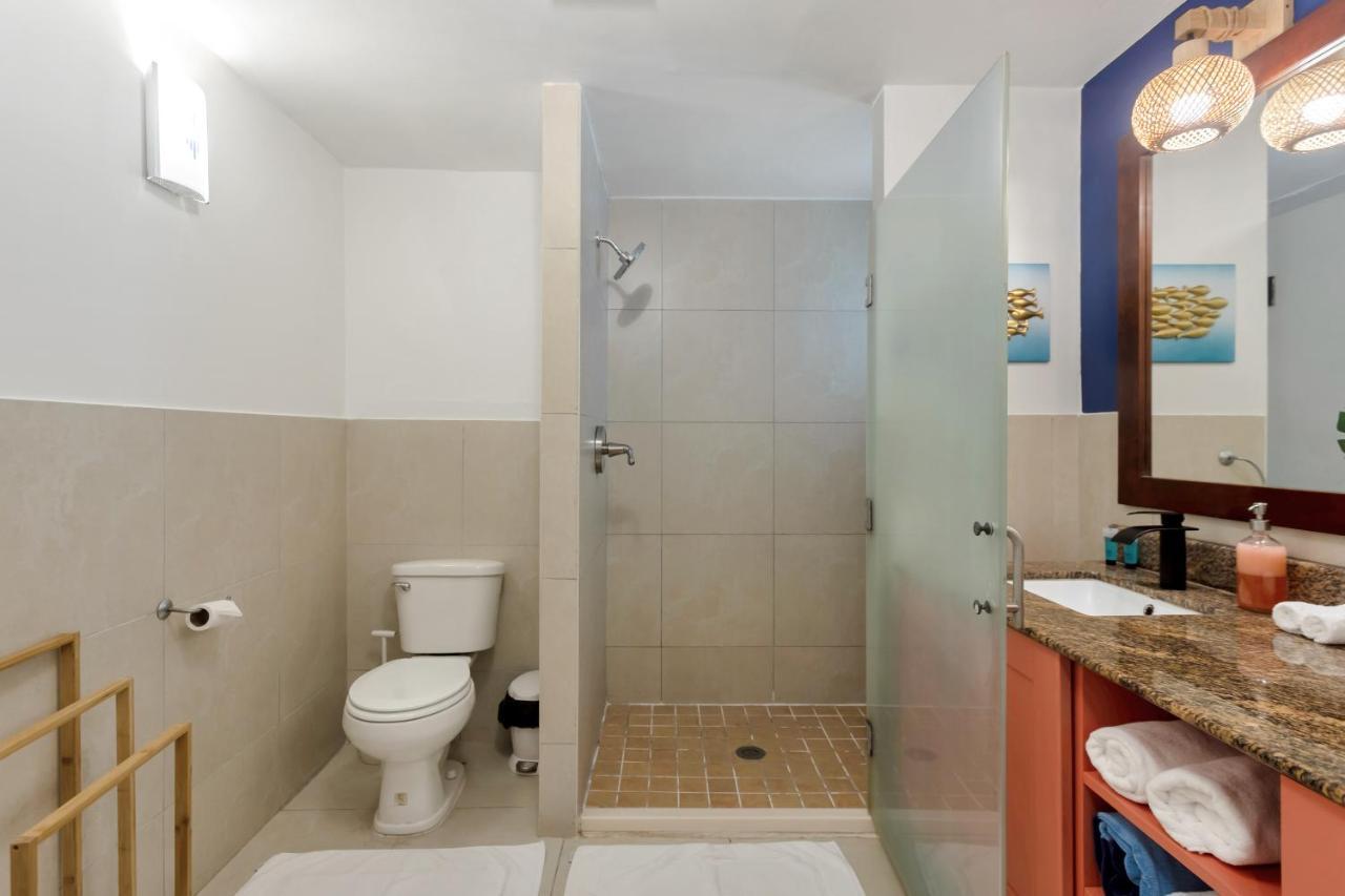 Maho Beach House - Luxe 1-Bedroom - Ocean View Eksteriør billede